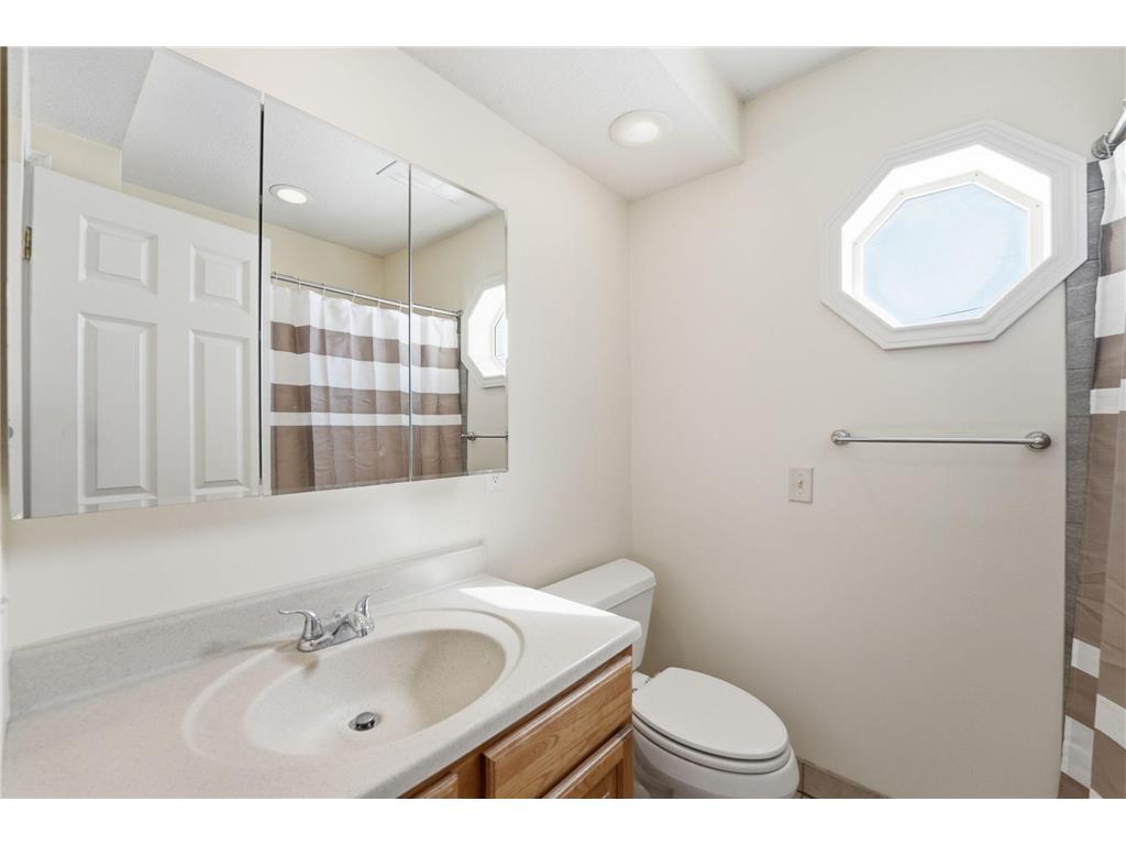 4239 Webber Parkway Minneapolis MN 55412 7031123 image17