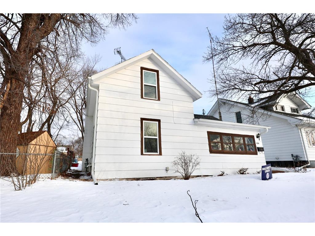 424 23rd Avenue N Saint Cloud MN 56303 6779778 image1