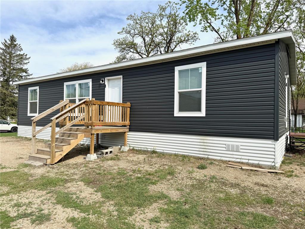 424 2nd Street N Greenbush MN 56726 6811294 image13