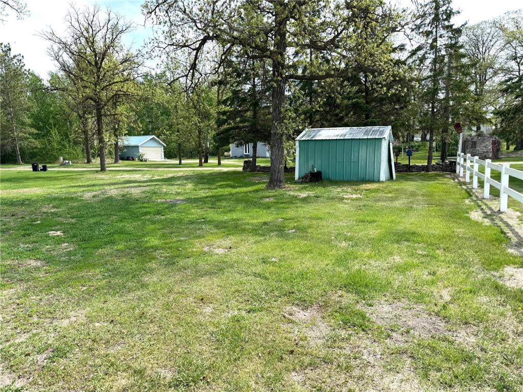 424 2nd Street N Greenbush MN 56726 6811294 image15