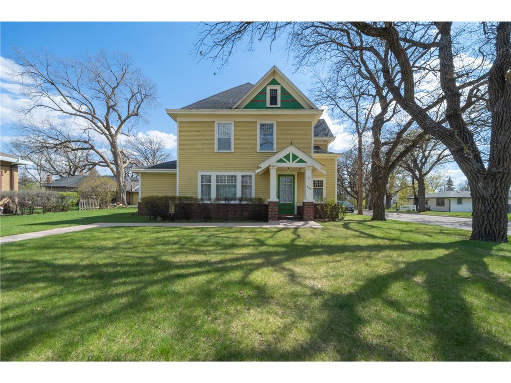 424 6th Avenue W Alexandria MN 56308 7076316 image1