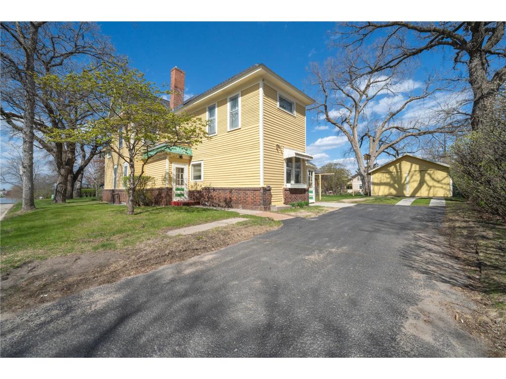 424 6th Avenue W Alexandria MN 56308 7076316 image9