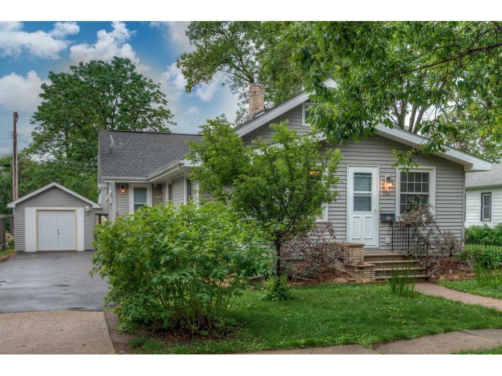 424 7th Street, River Falls, WI 54022 MLS 5551774 Edina Realty