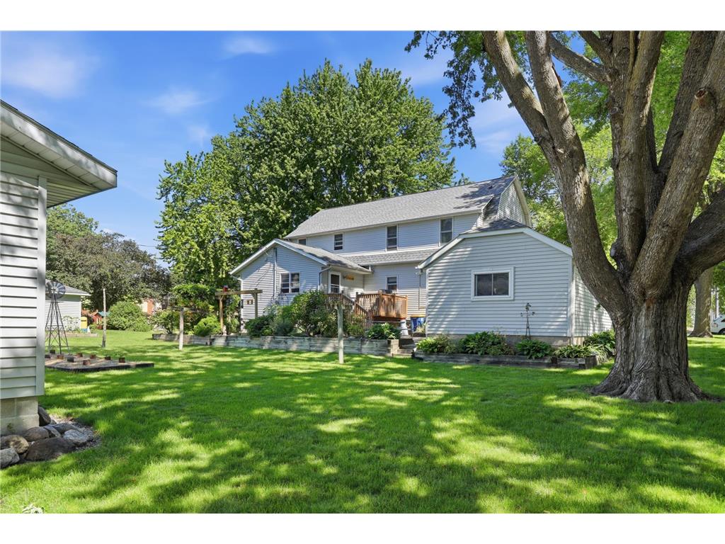 424 E 11th Street Gibbon MN 55335 7093082 image4
