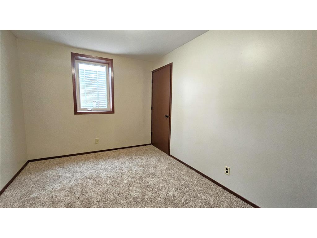424 E 2nd Street Litchfield MN 55355 6807405 image21