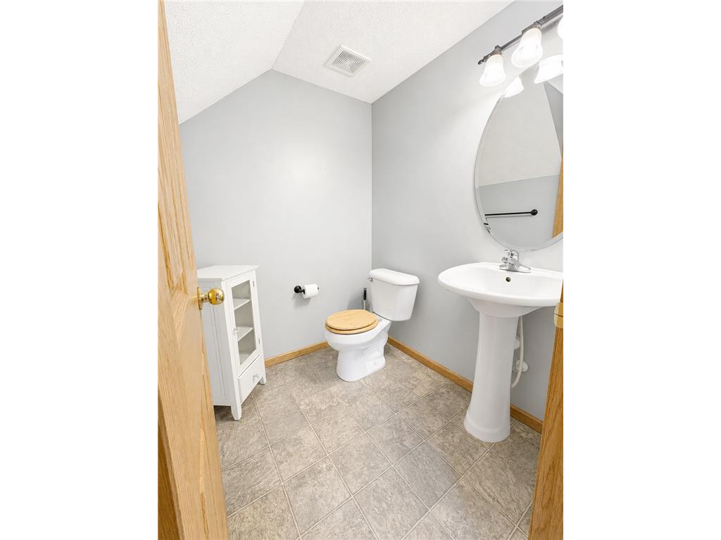 424 Frederick Circle #606 Hastings MN 55033 7111133 image5