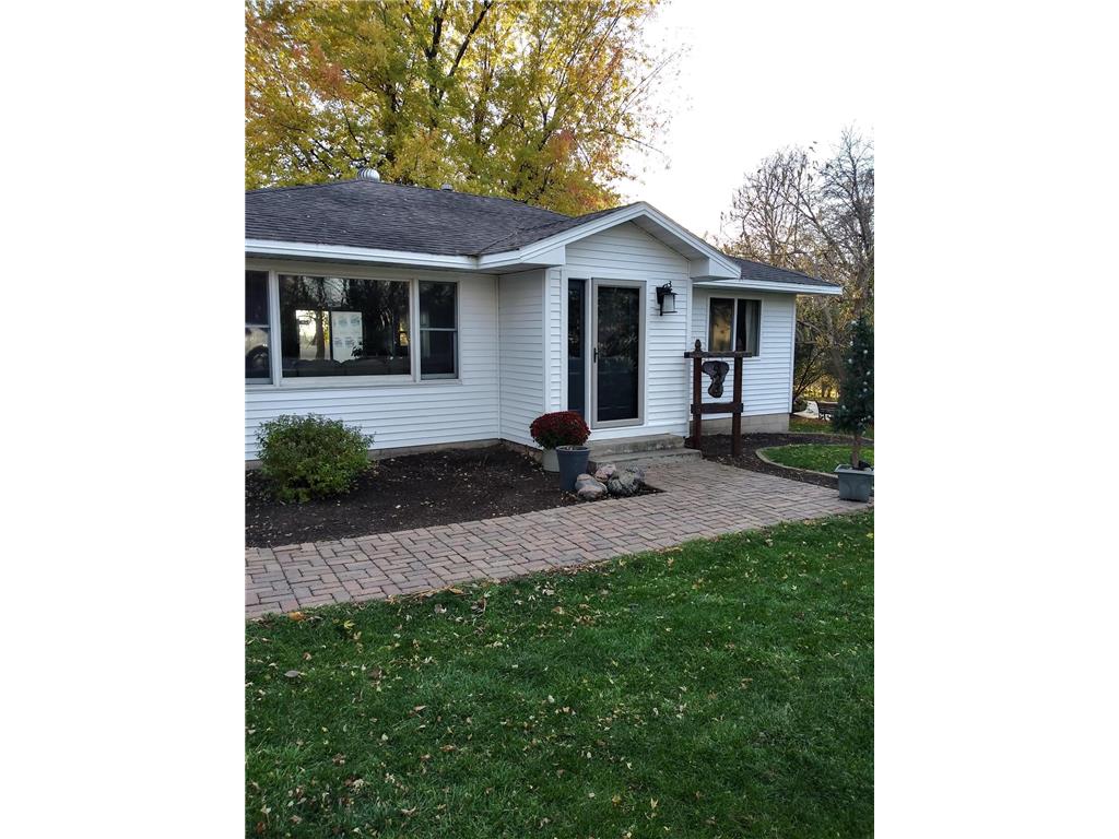 424 Lake Avenue S, Spicer, MN, 56288 MLS 6249169 Edina Realty