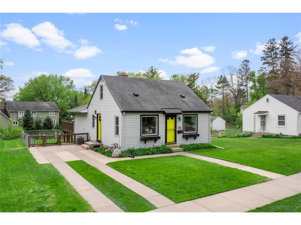 424 Oakwood Drive Anoka MN 55303 7053945 image1