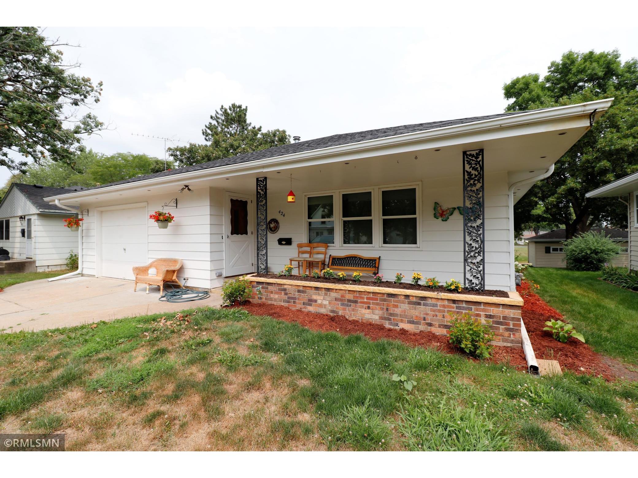 424 W Main Street, Belle Plaine, MN 56011 MLS 6029624 Edina Realty