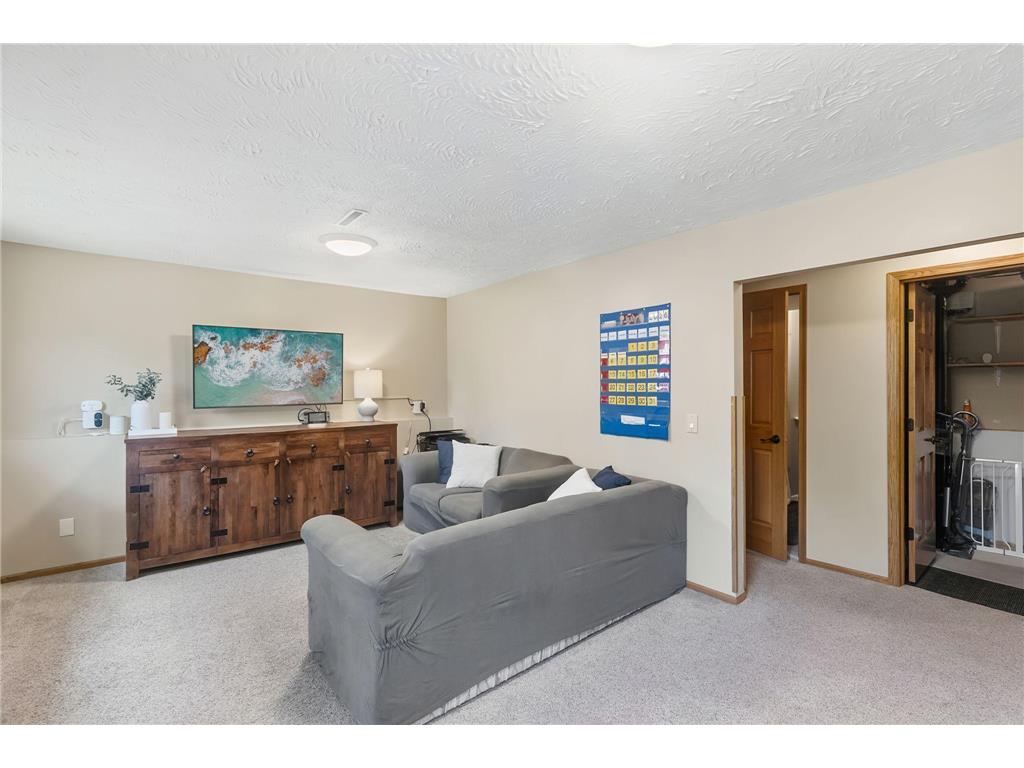 4240 159th Court W Rosemount MN 55068 7106691 image34