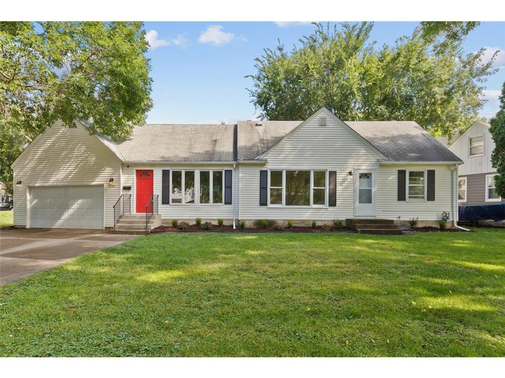 4240 Halifax Avenue N Robbinsdale MN 55422 6590890 image1