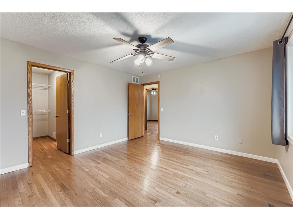 4241 Blackhawk Road Eagan MN 55122 6819751 image16