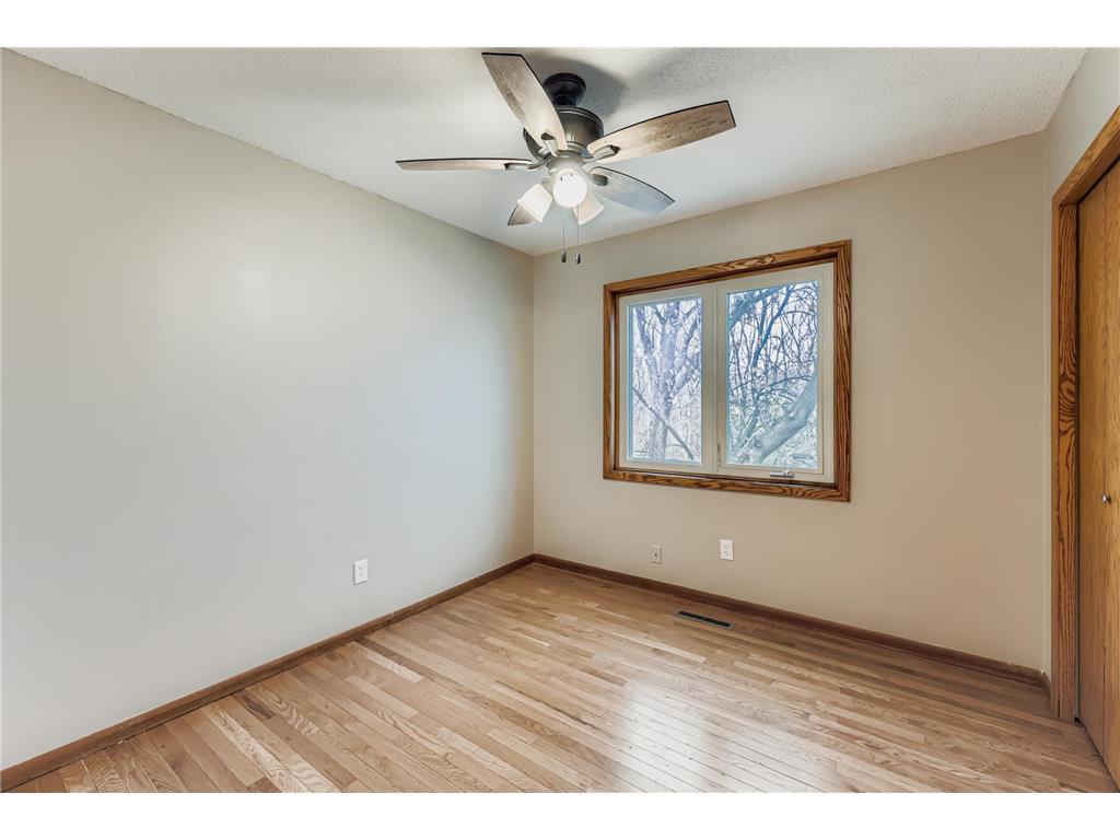 4241 Blackhawk Road Eagan MN 55122 6819751 image21