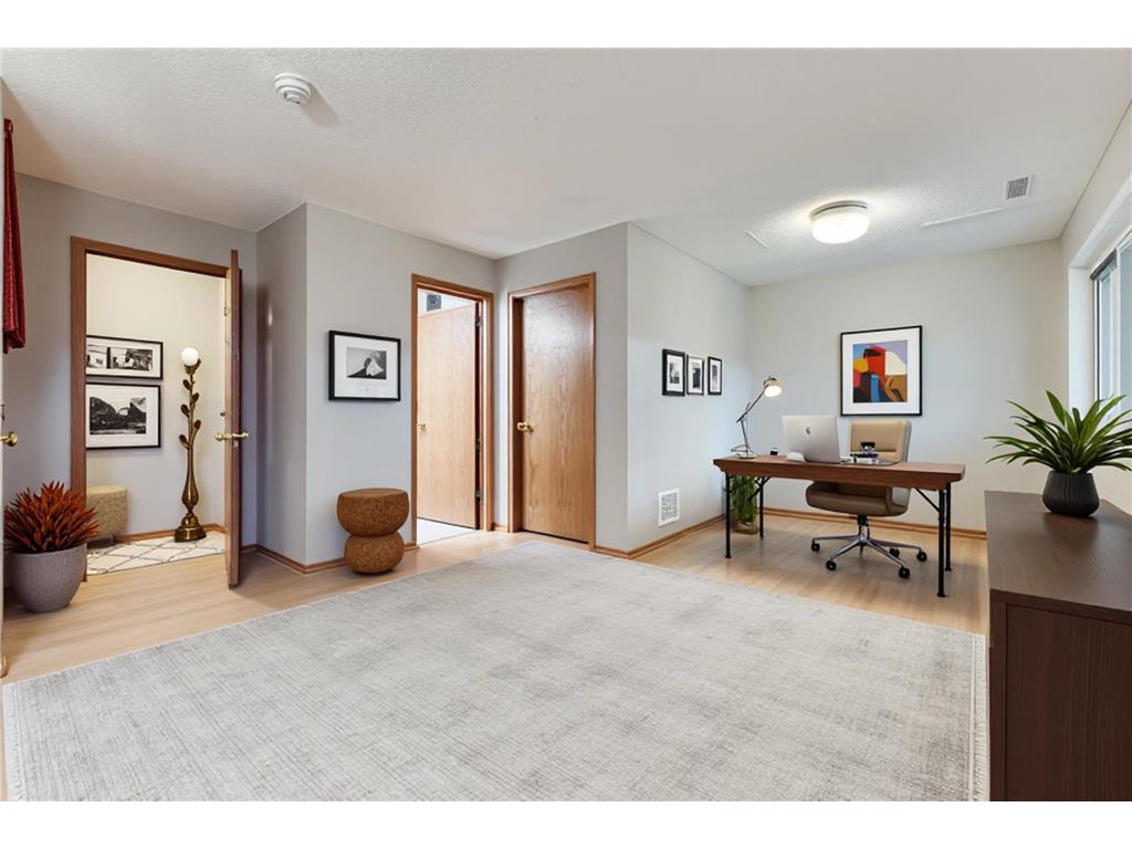 4241 Blackhawk Road Eagan MN 55122 6819751 image28