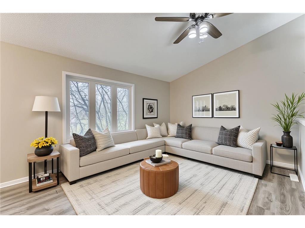 4241 Blackhawk Road Eagan MN 55122 6819751 image4