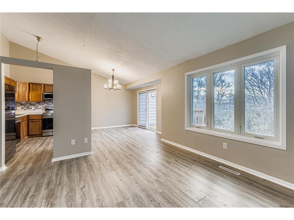 4241 Blackhawk Road Eagan MN 55122 6819751 image8