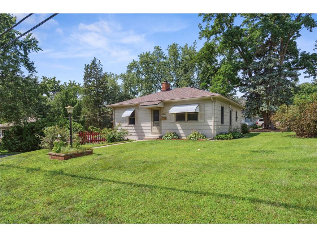 4241 Hampshire Avenue N Crystal MN 55428 6579622 image1