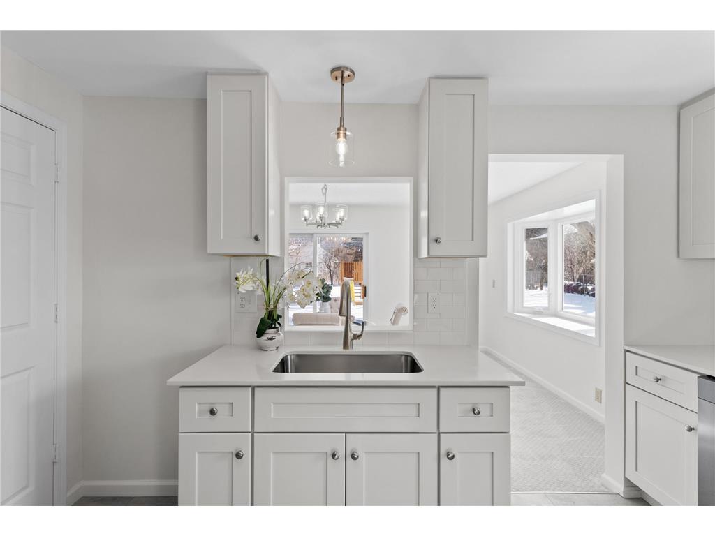 4241 Yosemite Avenue S Saint Louis Park MN 55416 7048132 image12