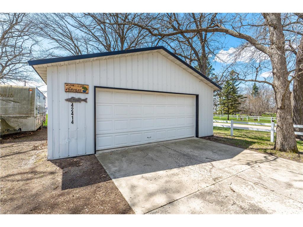 42414 Sunset Hill Road Battle Lake MN 56515 - West Battle 7069187 image11