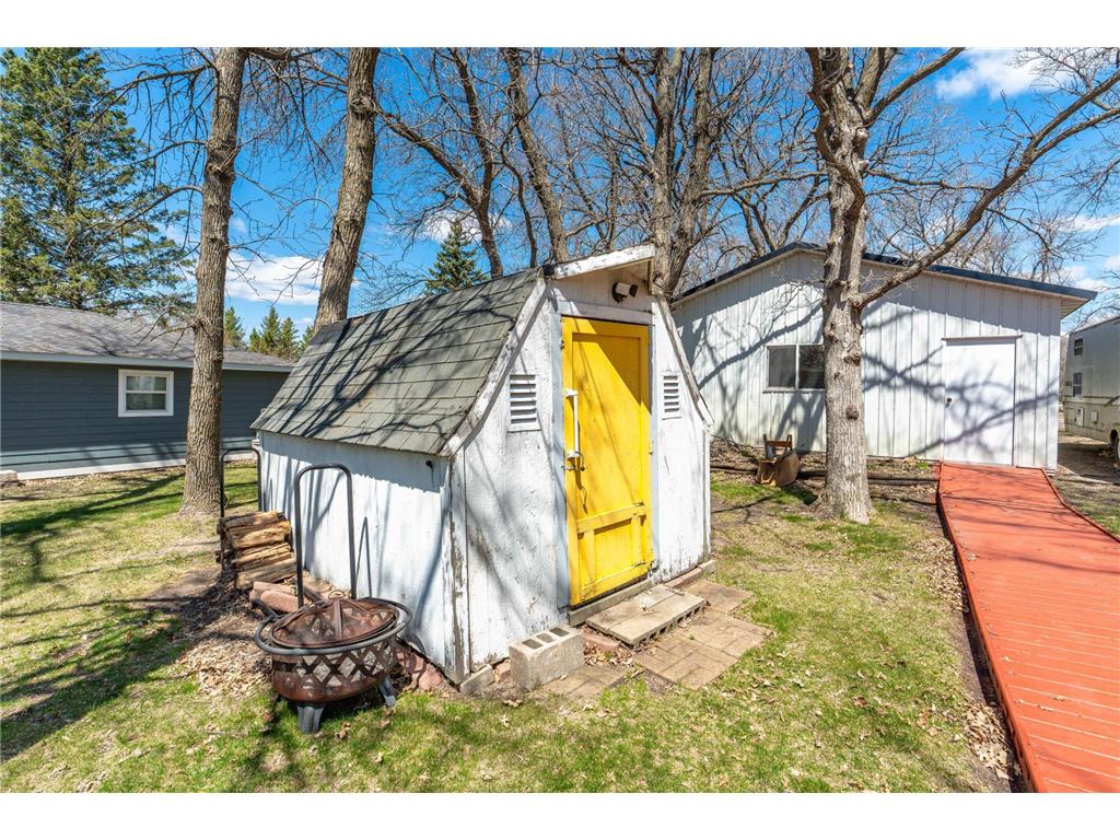 42414 Sunset Hill Road Battle Lake MN 56515 - West Battle 7069187 image13