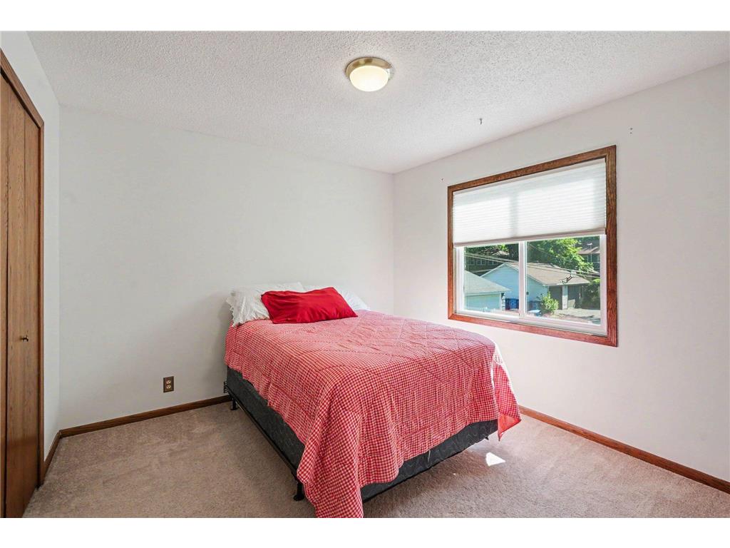 4242 Grimes Avenue N Robbinsdale MN 55422 7103859 image15
