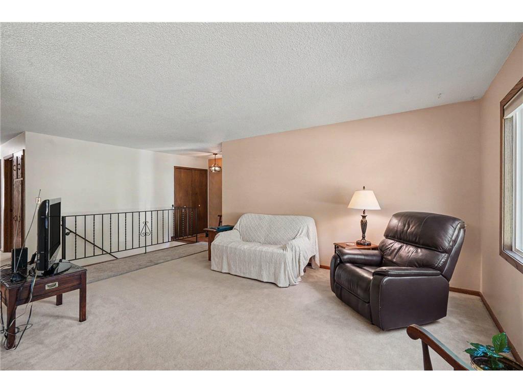4242 Grimes Avenue N Robbinsdale MN 55422 7103859 image5