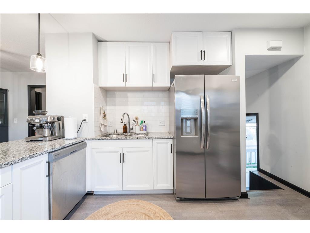 4243 Minnehaha Avenue Minneapolis MN 55406 6794938 image8