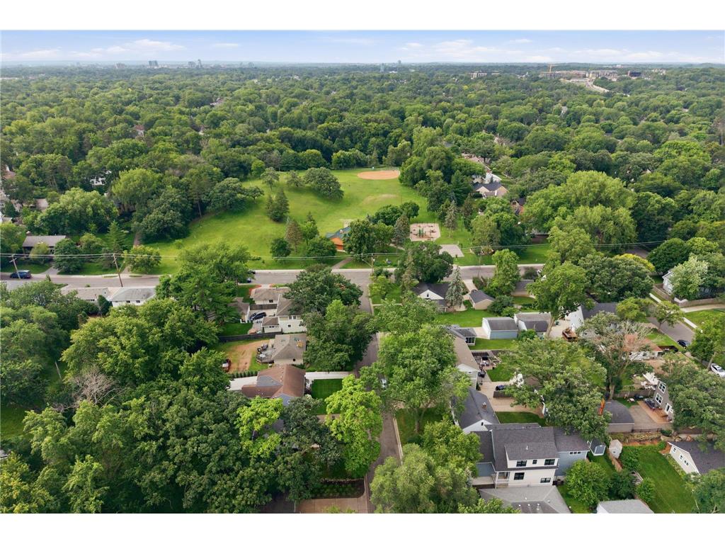 4243 Quentin Avenue Saint Louis Park MN 55416 7104535 image42