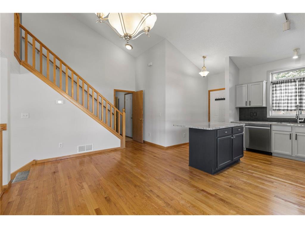 4244 Jarmann Lane Shakopee MN 55379 7092513 image9
