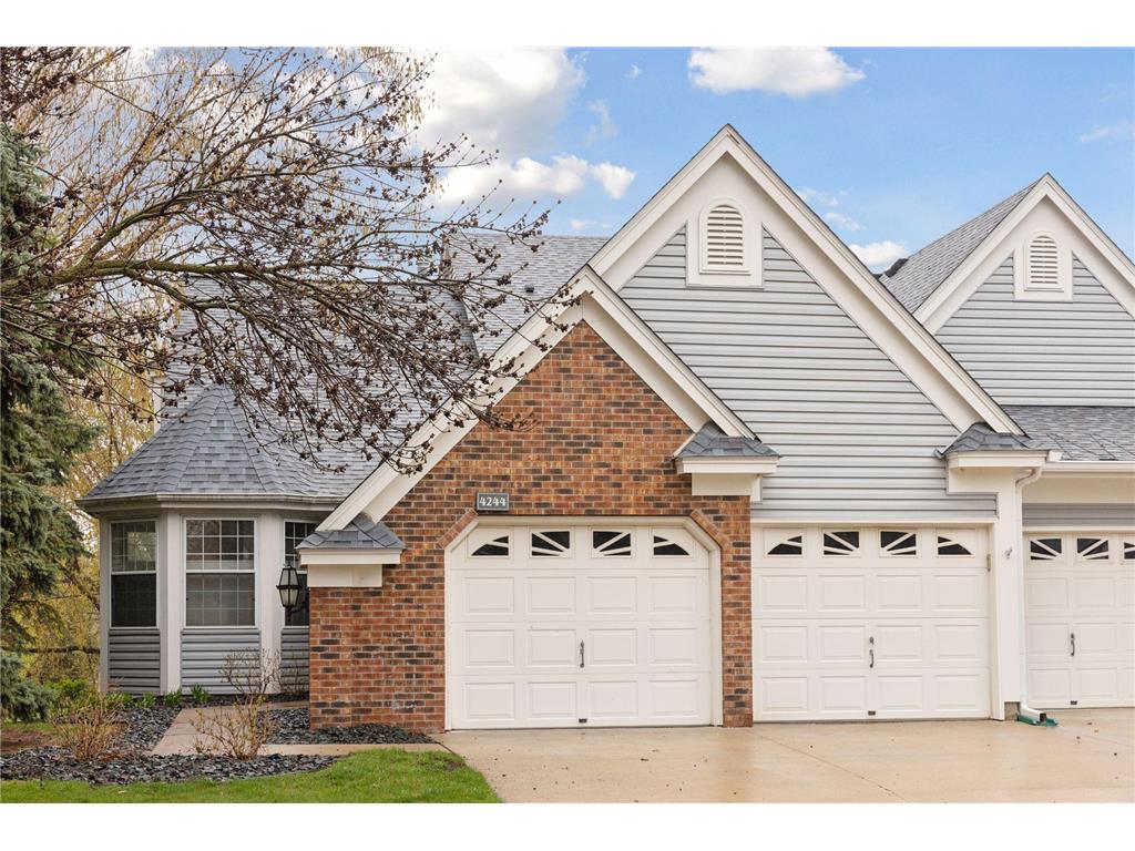 4244 Pond View Drive White Bear Twp MN 55110 6527168 image1