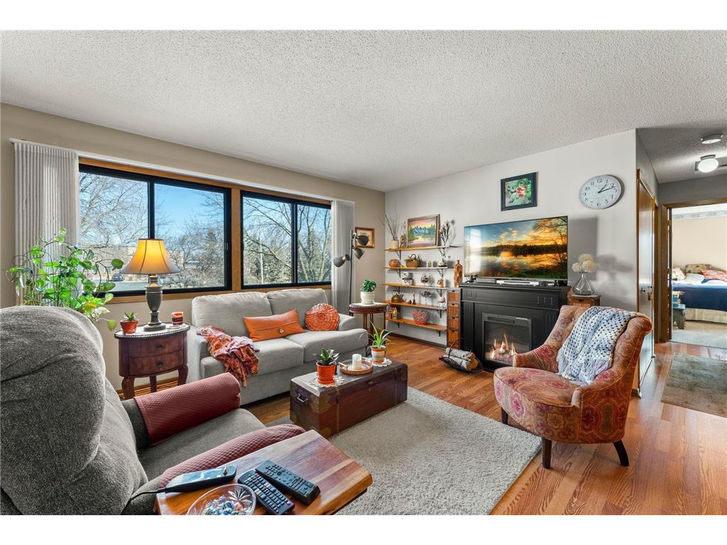 4245 Centerville Road Vadnais Heights MN 55127 7029017 image1