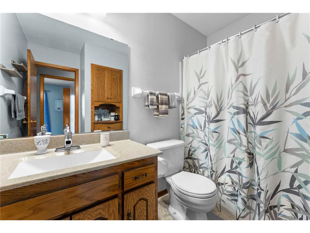 4245 Centerville Road Vadnais Heights MN 55127 7029017 image11