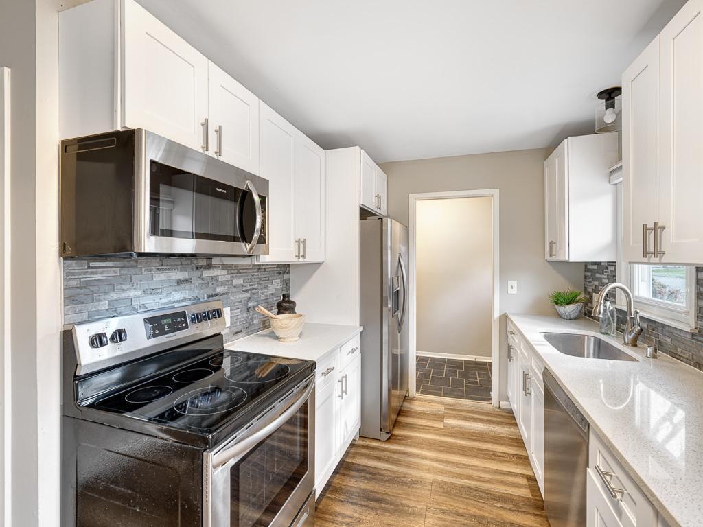 4246 Oak Drive Lane Minnetonka MN 55343 7047730 image11