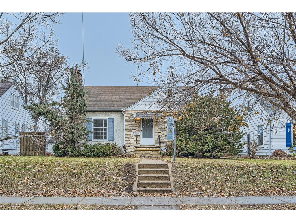 4247 Abbott Avenue N Robbinsdale MN 55422 6459971 image1