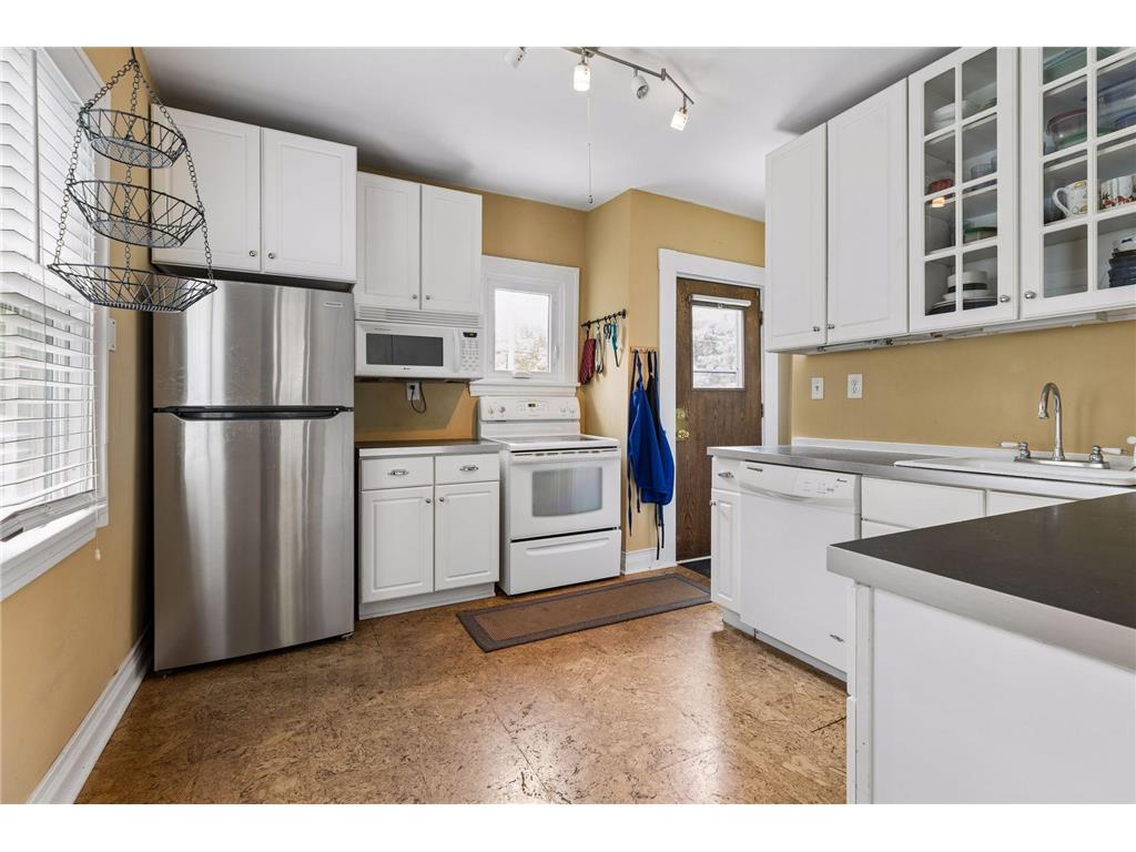 4248 Park Avenue Minneapolis MN 55407 7112731 image15