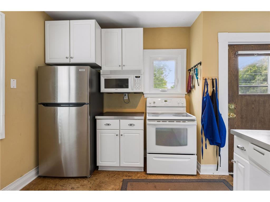 4248 Park Avenue Minneapolis MN 55407 7112731 image17