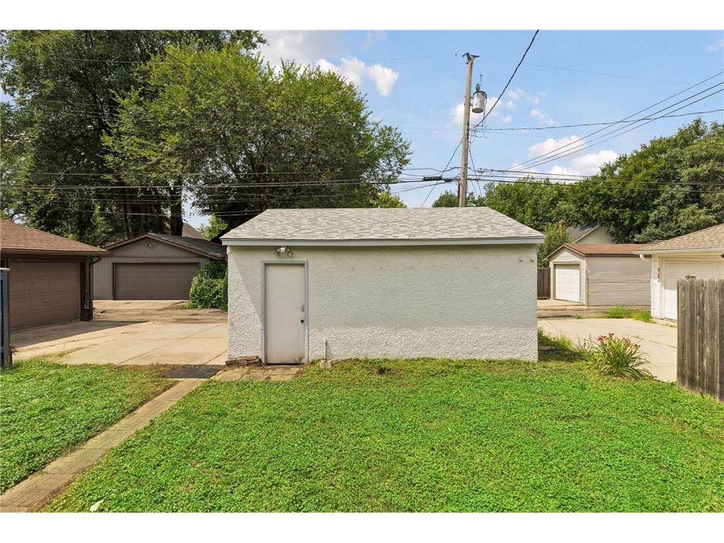 4248 Park Avenue Minneapolis MN 55407 7112731 image31