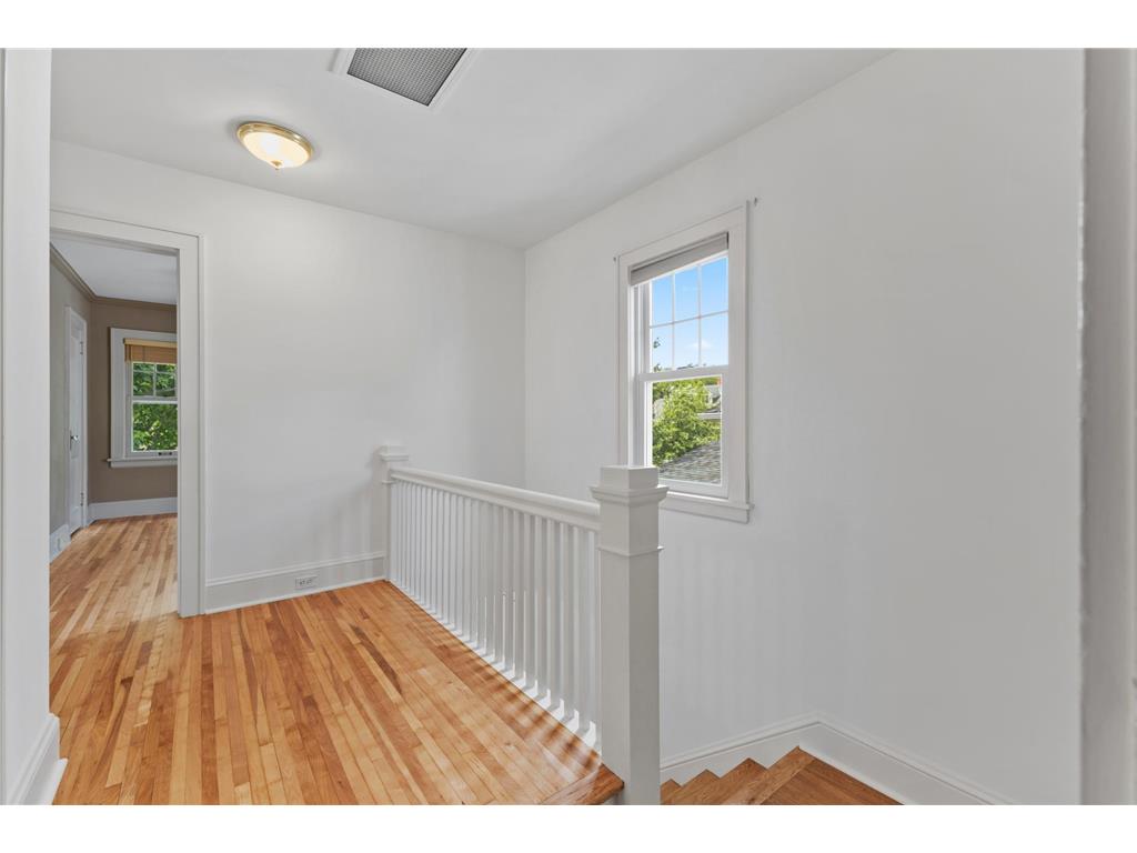 4249 Aldrich Avenue S Minneapolis MN 55409 7058551 image24