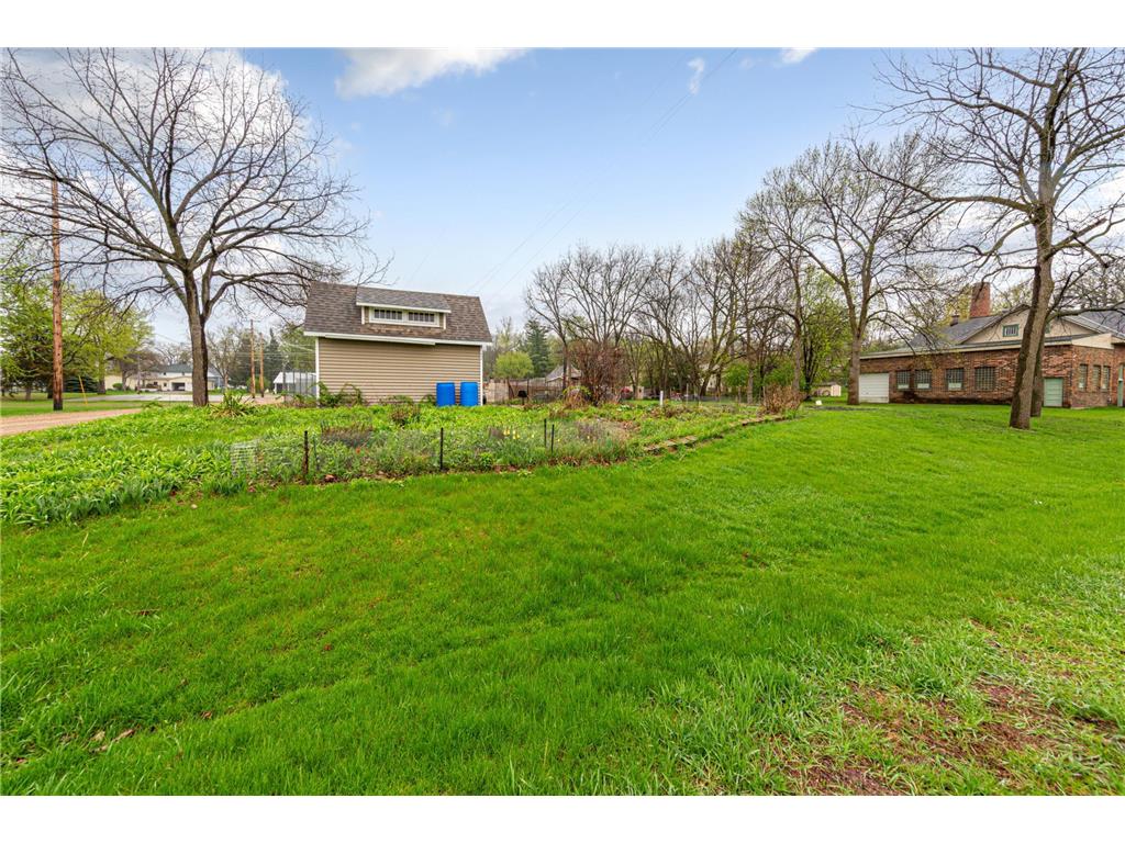 425 2nd Street S Waterville MN 56096 7061445 image10