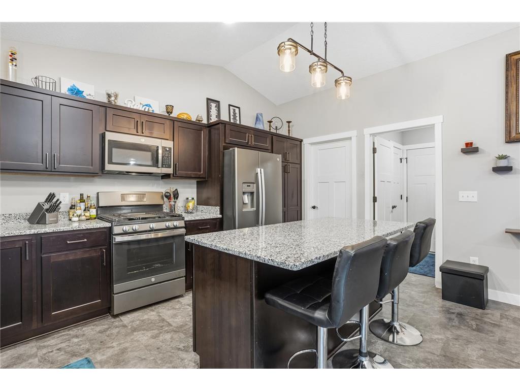 425 Alex Court Somerset WI 54025 7027416 image10