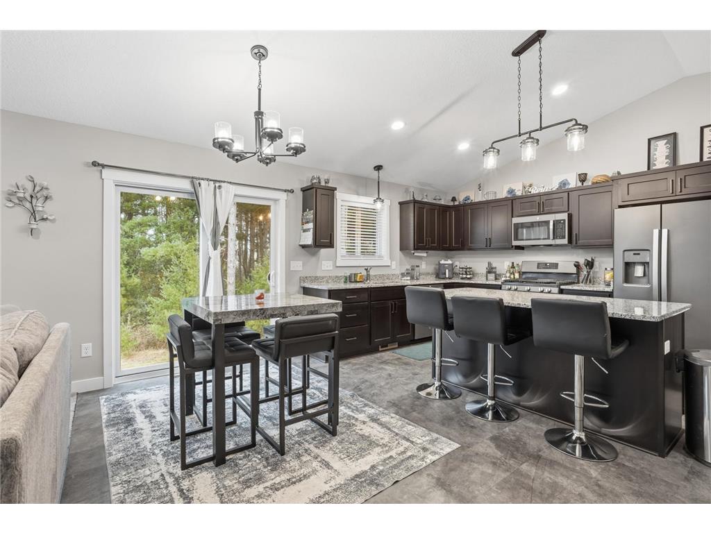 425 Alex Court Somerset WI 54025 7027416 image8