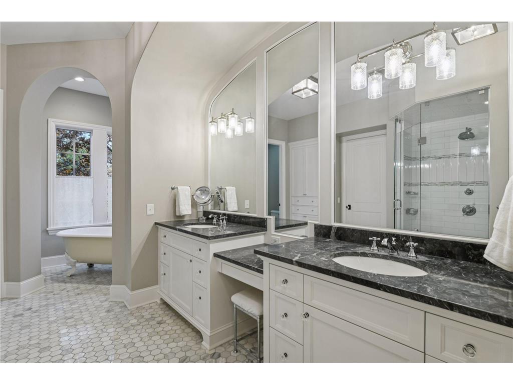 425 Carpenters Point Wayzata MN 55391 - Lake Minnetonka 7075969 image55