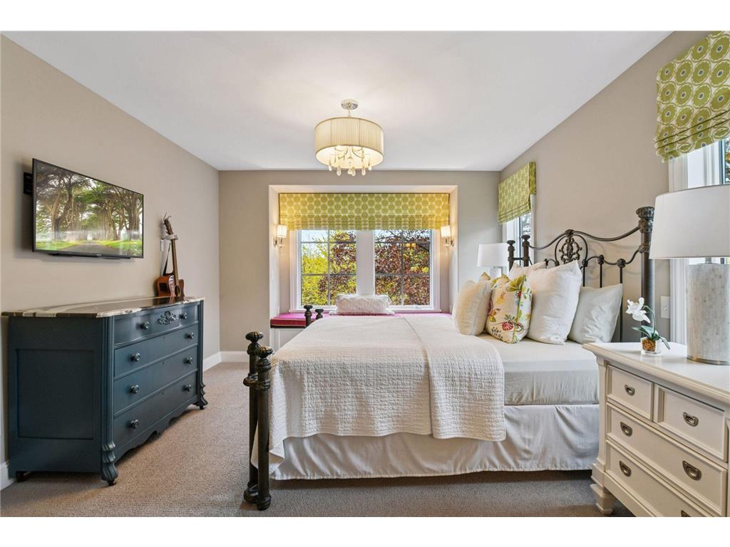 425 Carpenters Point Wayzata MN 55391 - Lake Minnetonka 7075969 image70