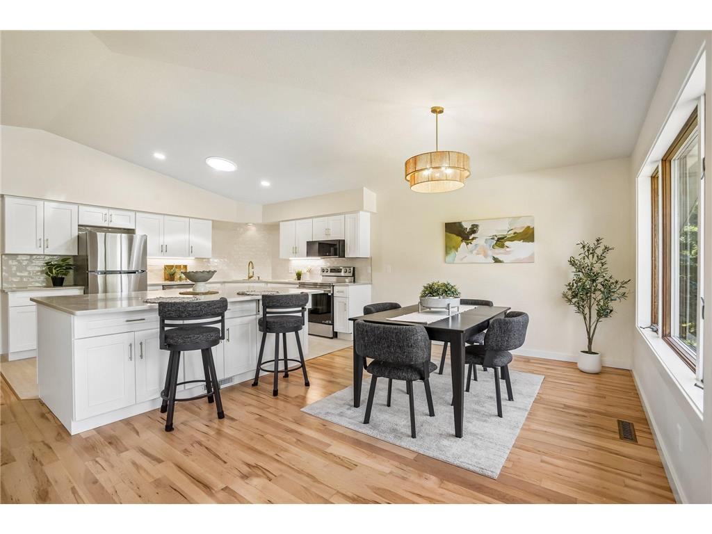 425 Crestview Drive S Maplewood MN 55119 7083829 image12