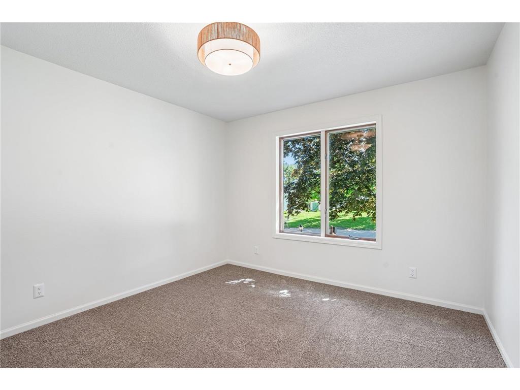 425 Crestview Drive S Maplewood MN 55119 7083829 image21