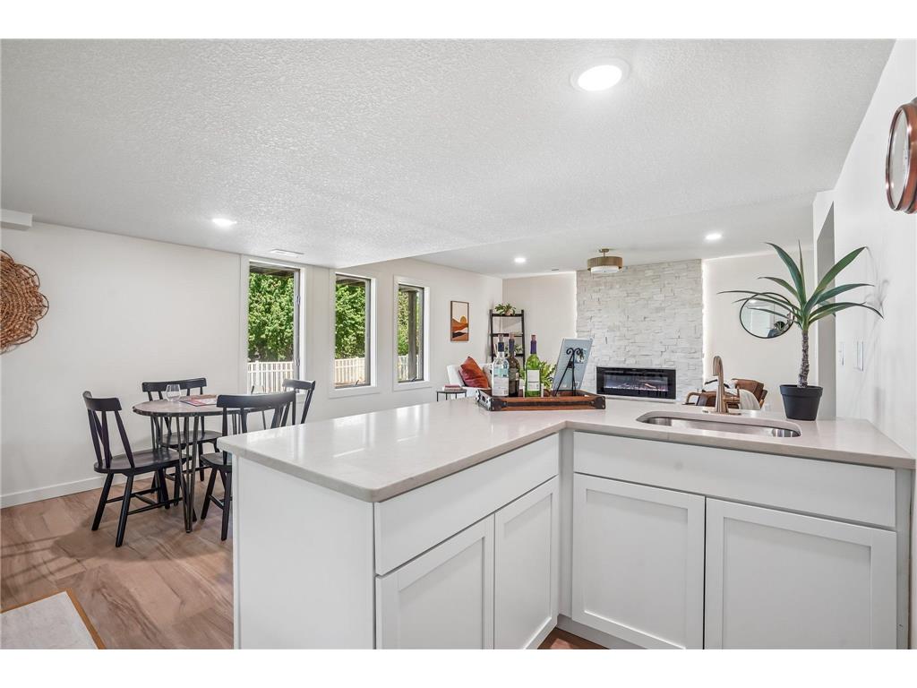 425 Crestview Drive S Maplewood MN 55119 7083829 image37