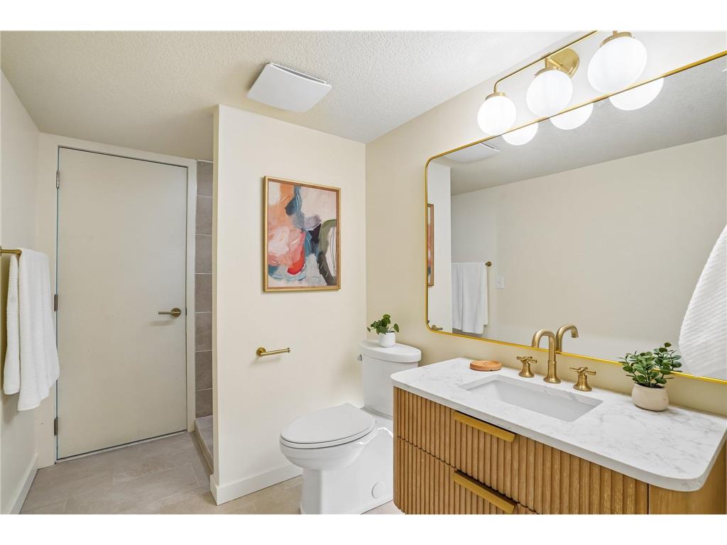 425 Crestview Drive S Maplewood MN 55119 7083829 image39