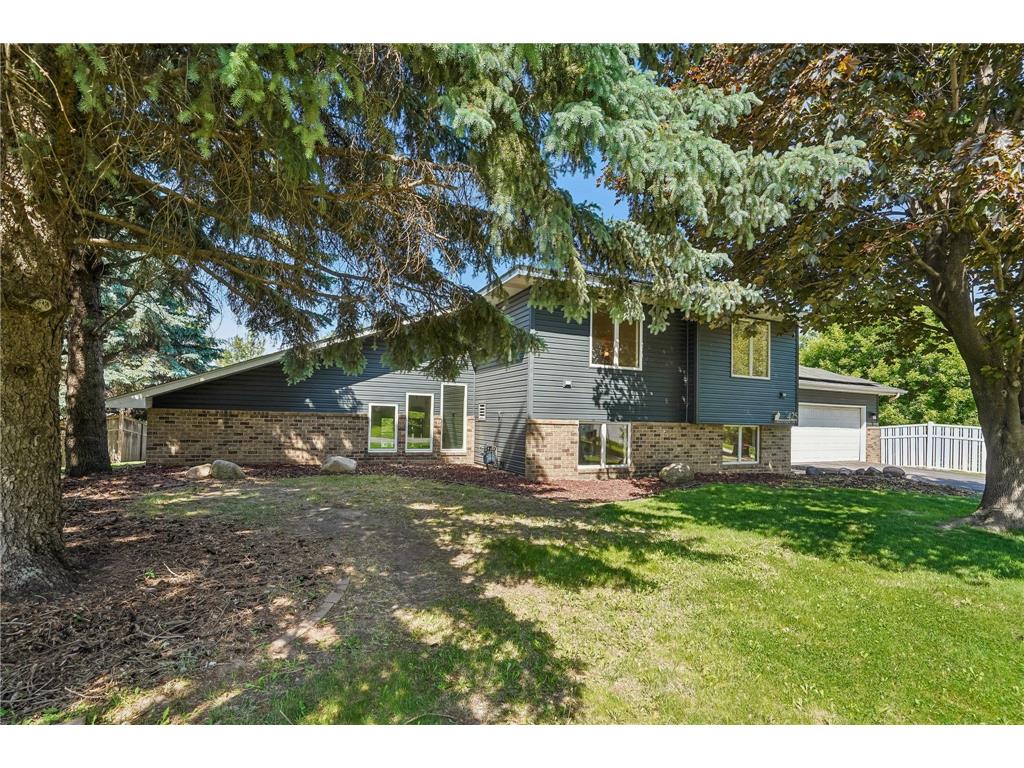 425 Crestview Drive S Maplewood MN 55119 7083829 image4
