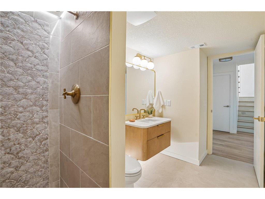 425 Crestview Drive S Maplewood MN 55119 7083829 image40