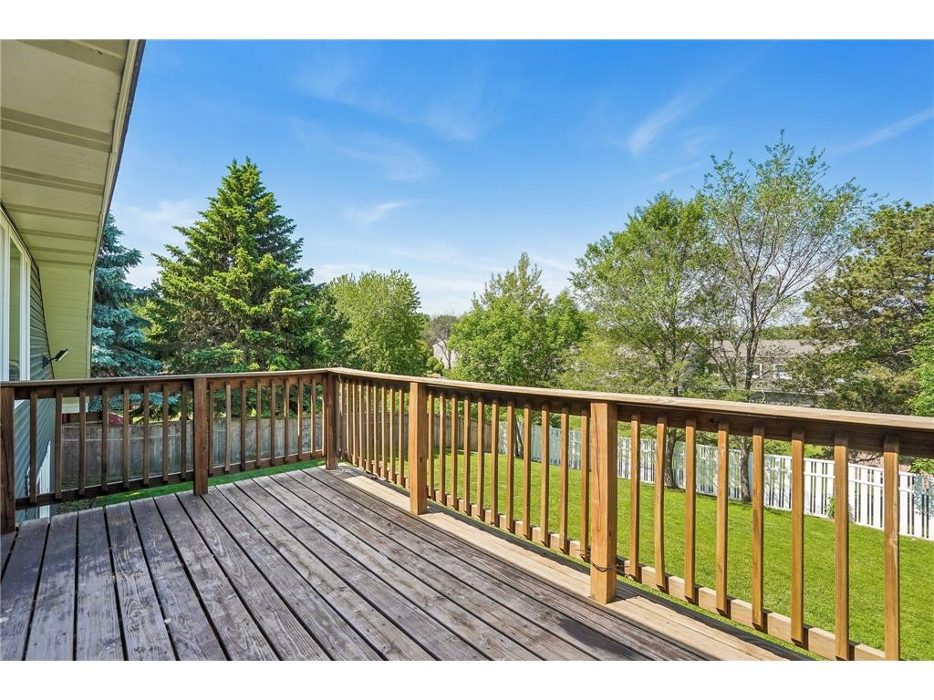 425 Crestview Drive S Maplewood MN 55119 7083829 image57